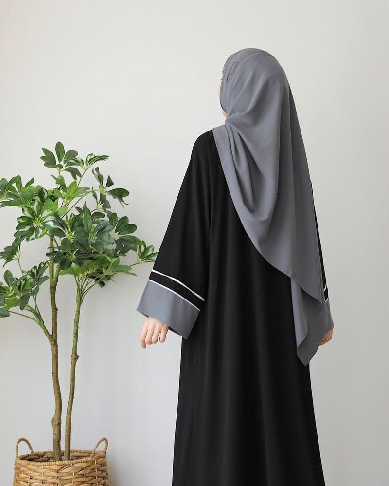 Mystical Abaya